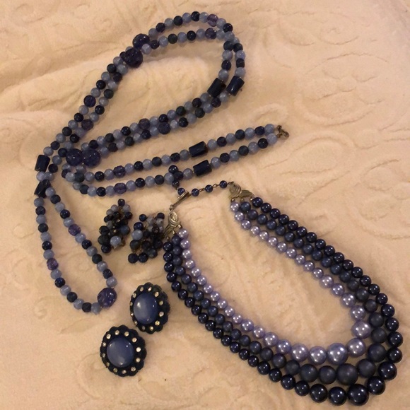 Jewelry - Vintage Jewelry LOT 17 pairs earrings 9 necklaces